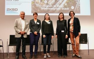 Unsere Boden-Expertin Carole Imhof bei der Tagung Urban & Grün 2024 in Zürich